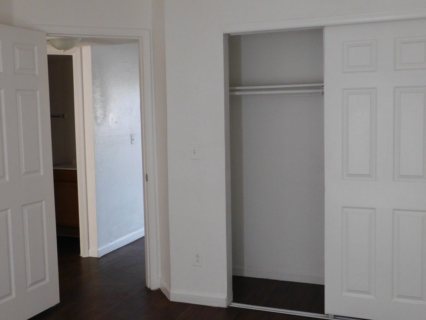 557 W. Thurber Rd. – photo 5