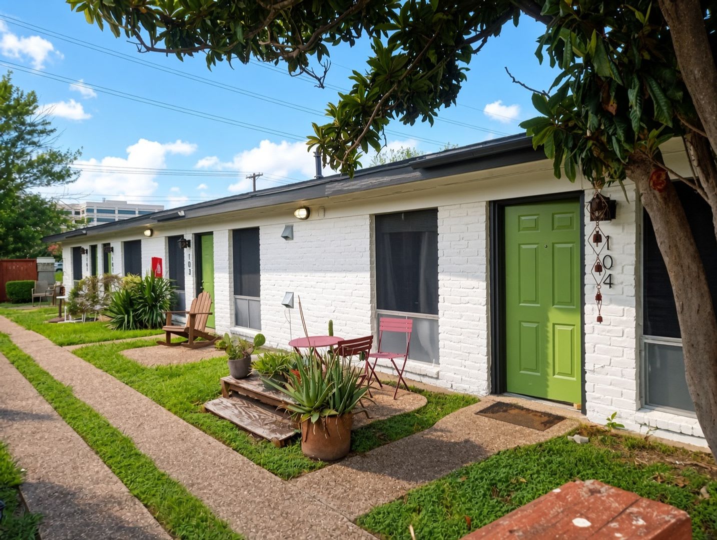 606 W 51 St – photo 2