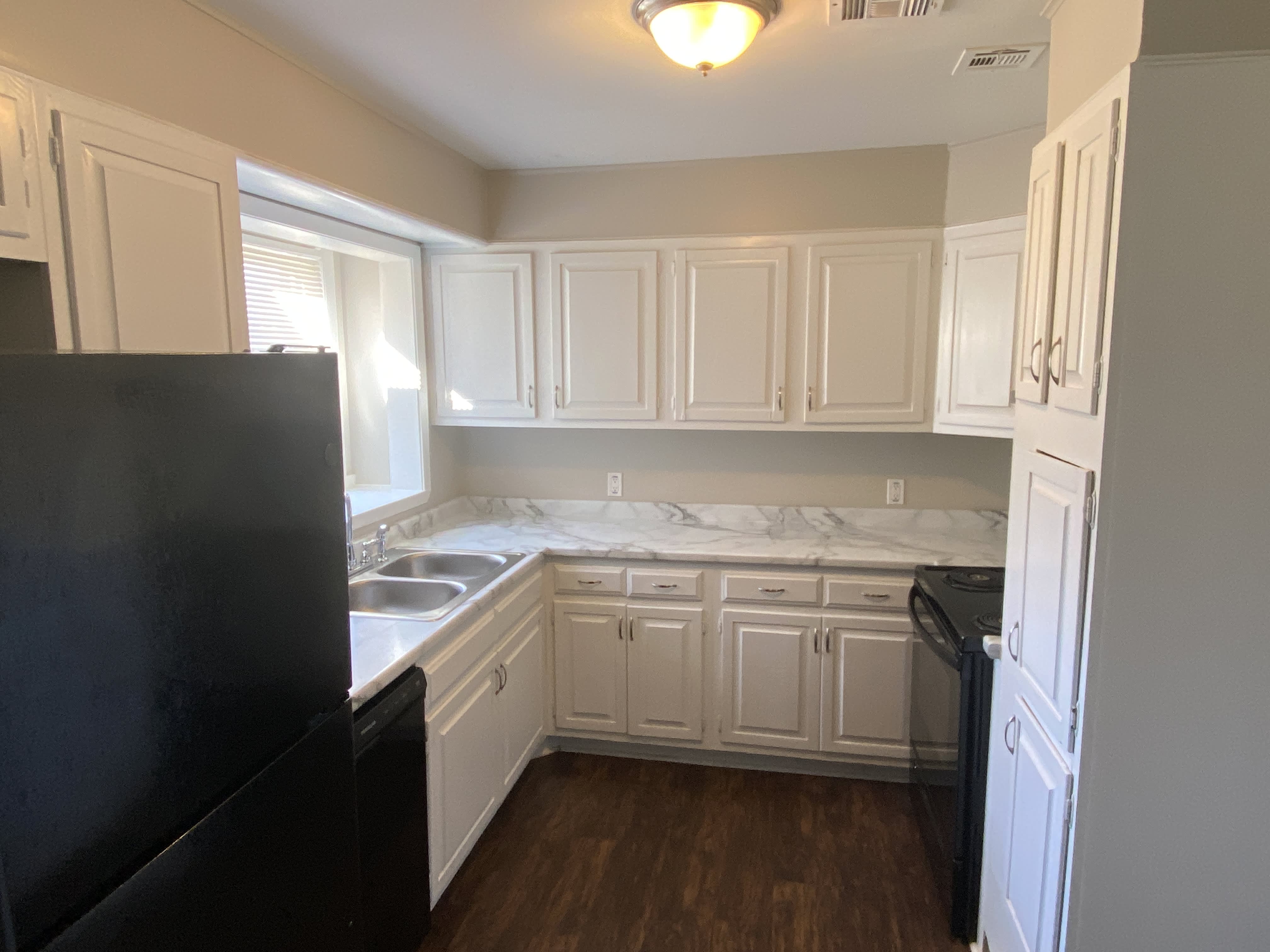 9164 E Newton St – photo 3