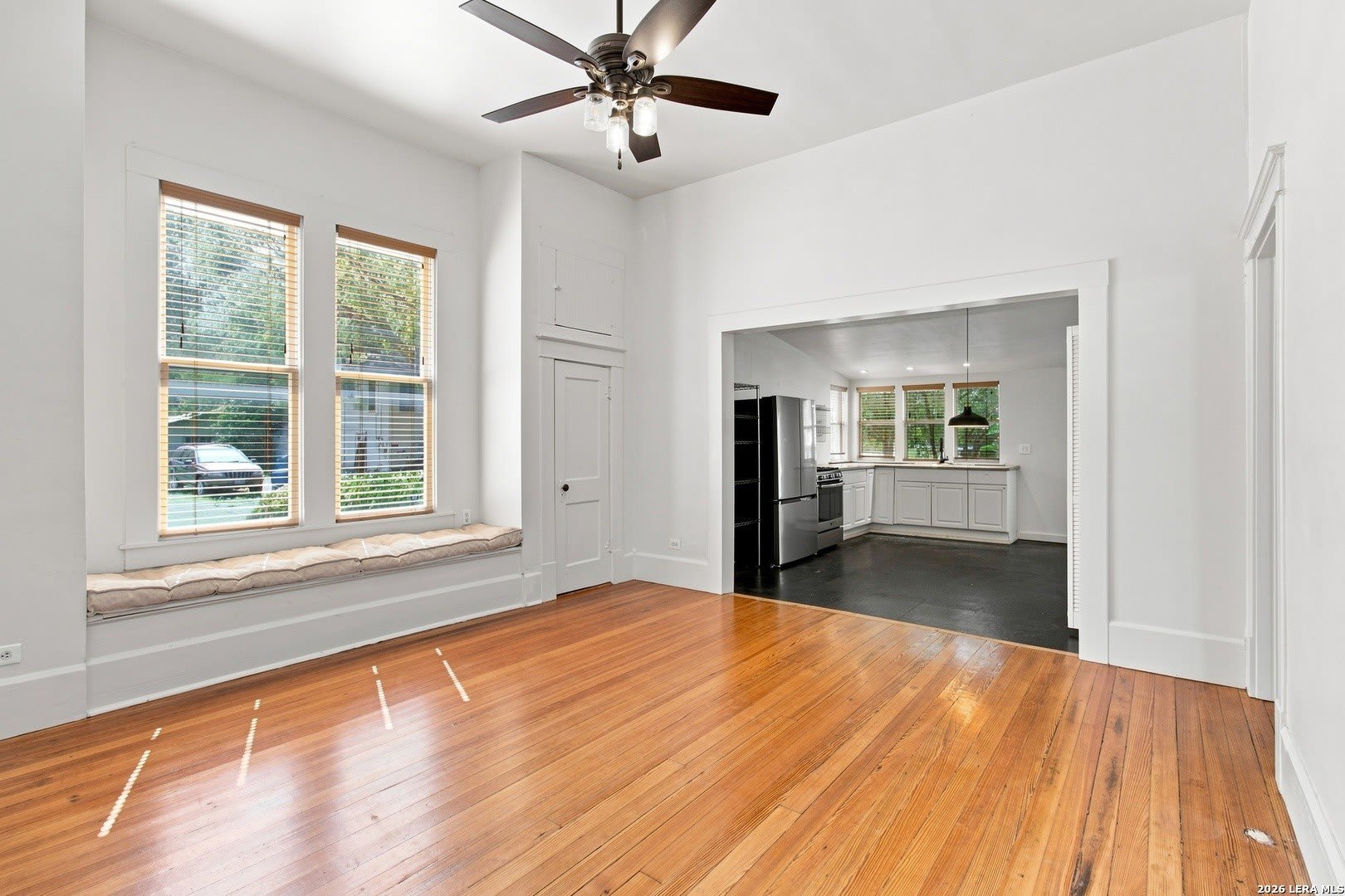 202 EADS AVE – photo 2