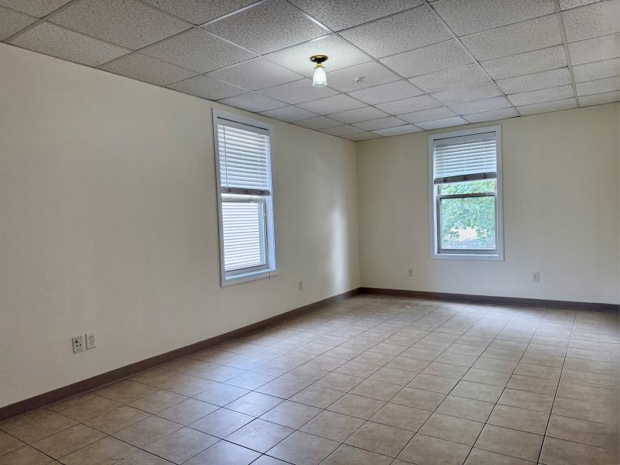 104 Adams St. – photo 4