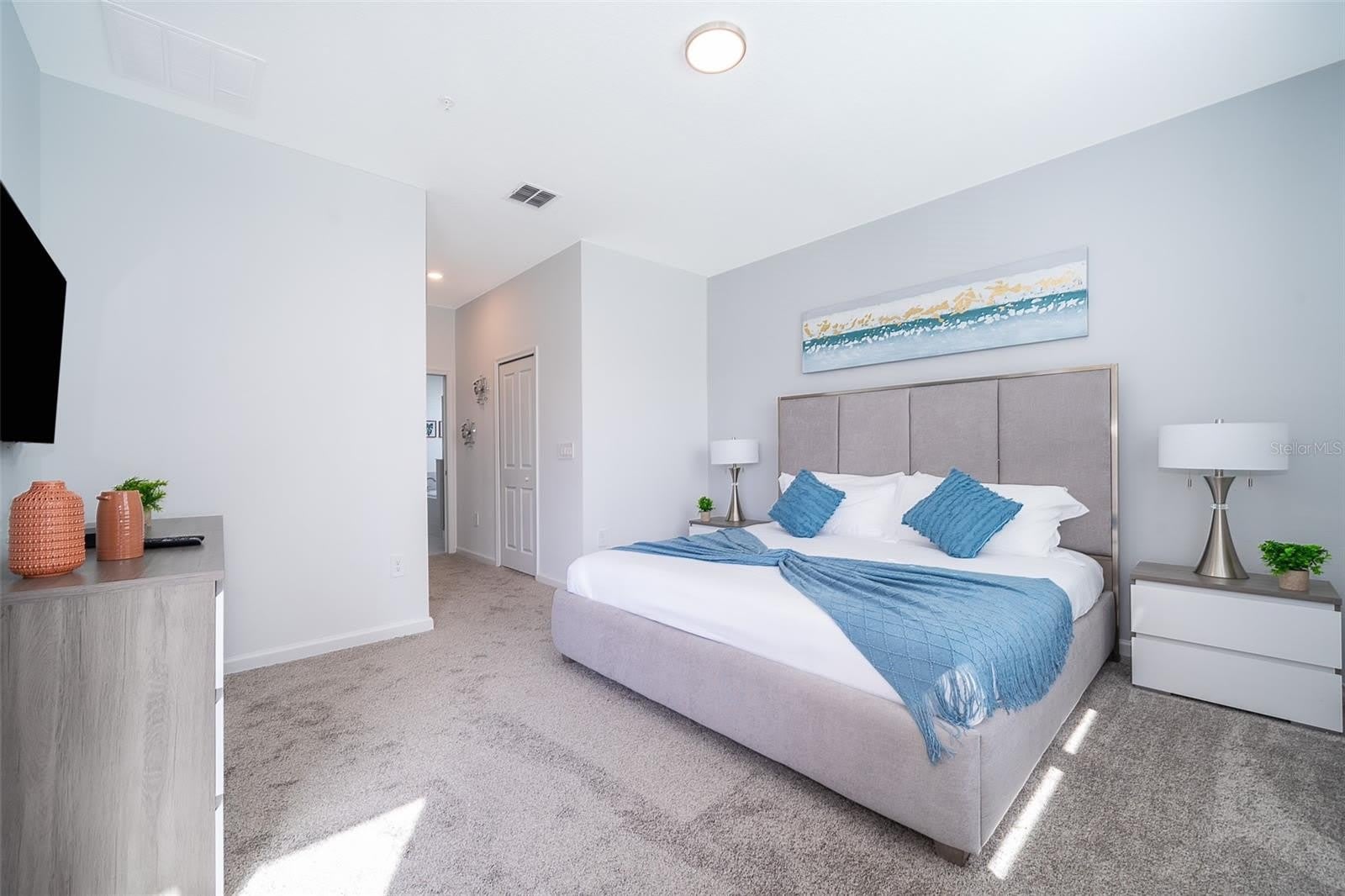 8875 CABOT CLIFFS Drive – photo 4