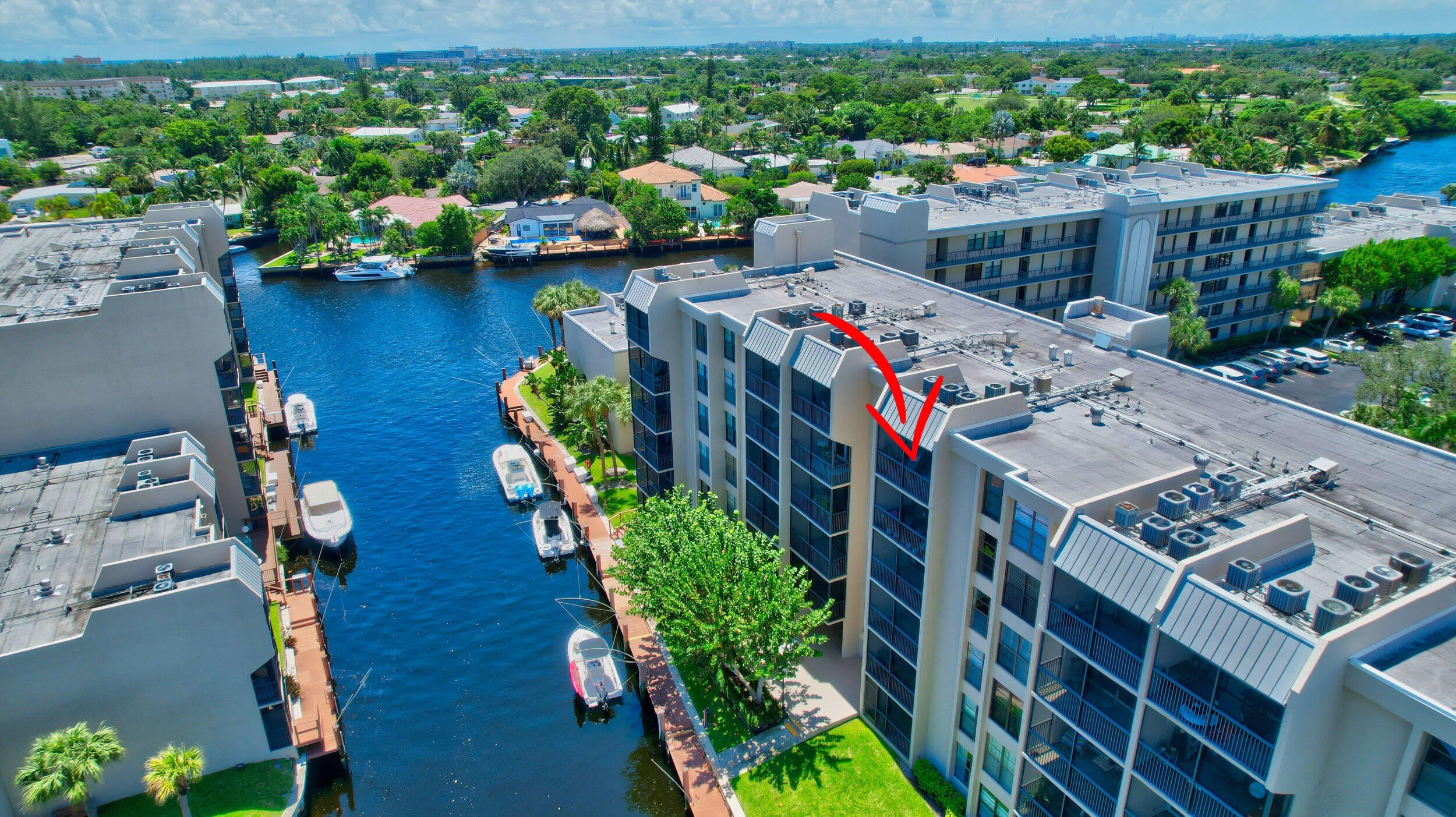 17 Royal Palm Way – photo 1