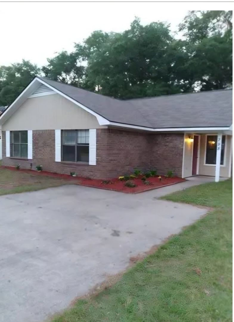 4 bedroom, 2 bathroom home located in the desirable area of Hinesville, GA. – photo 1