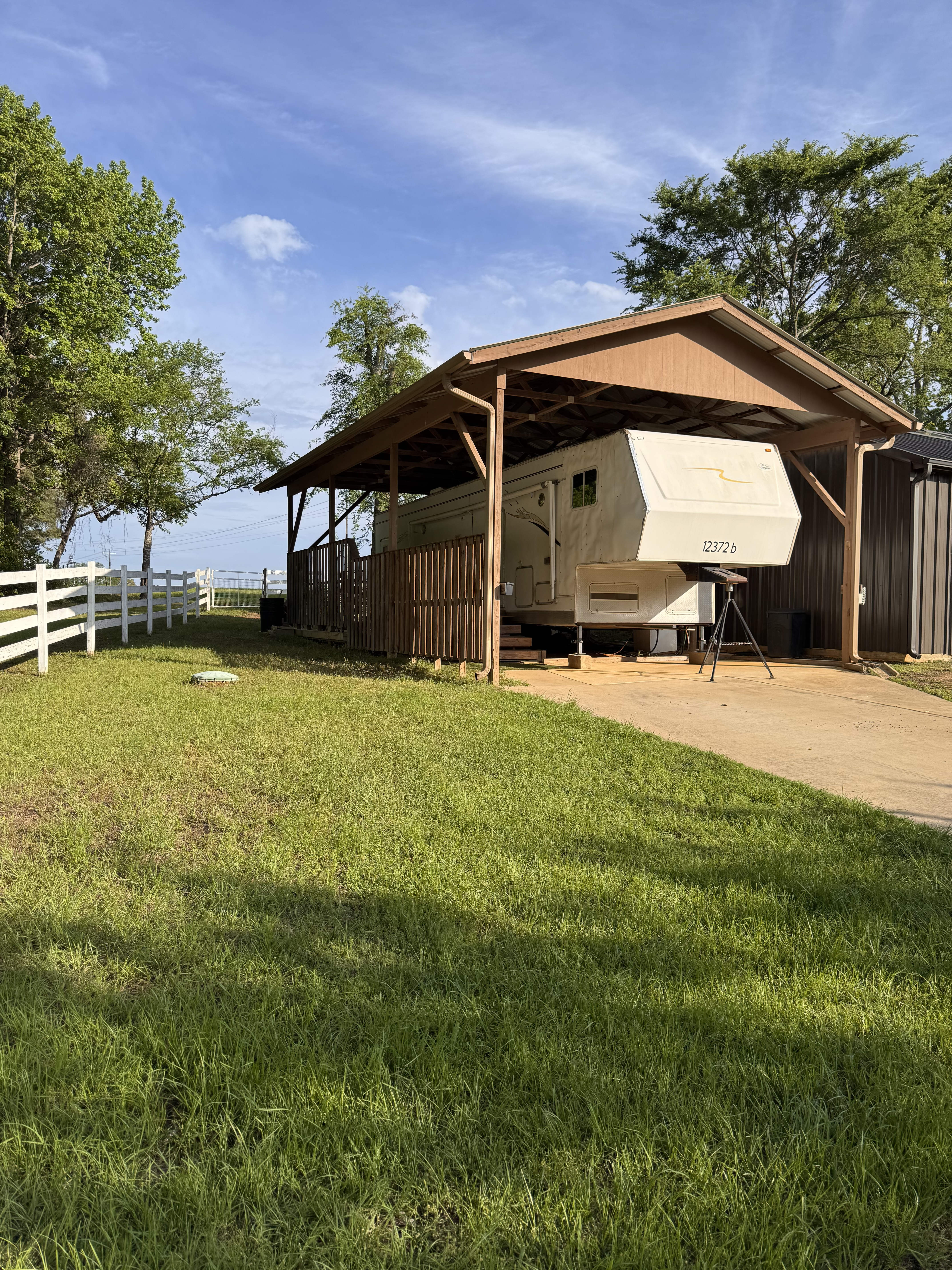 12372b Fm 1650 Trirv – photo 1