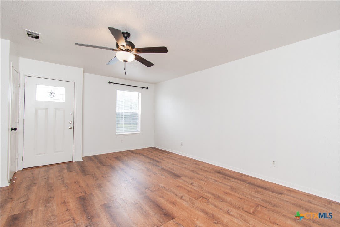 1213 Fox Creek Drive – photo 4