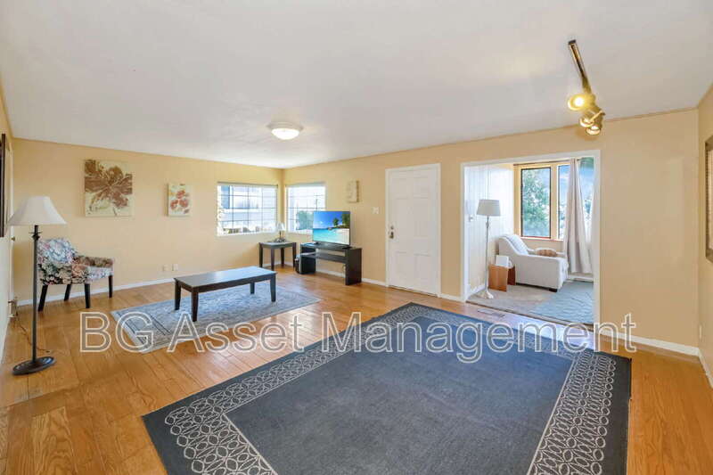 6606 Aqua Vista Ct – photo 3