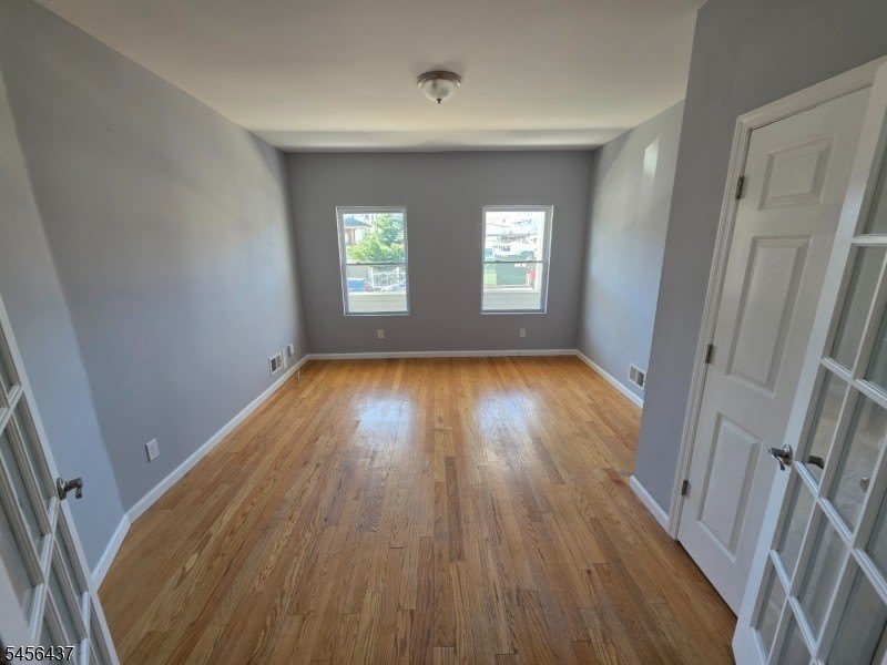 245 Marshall St – photo 2