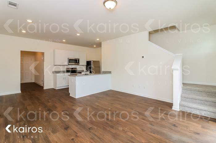 125 Dudley Way – photo 2