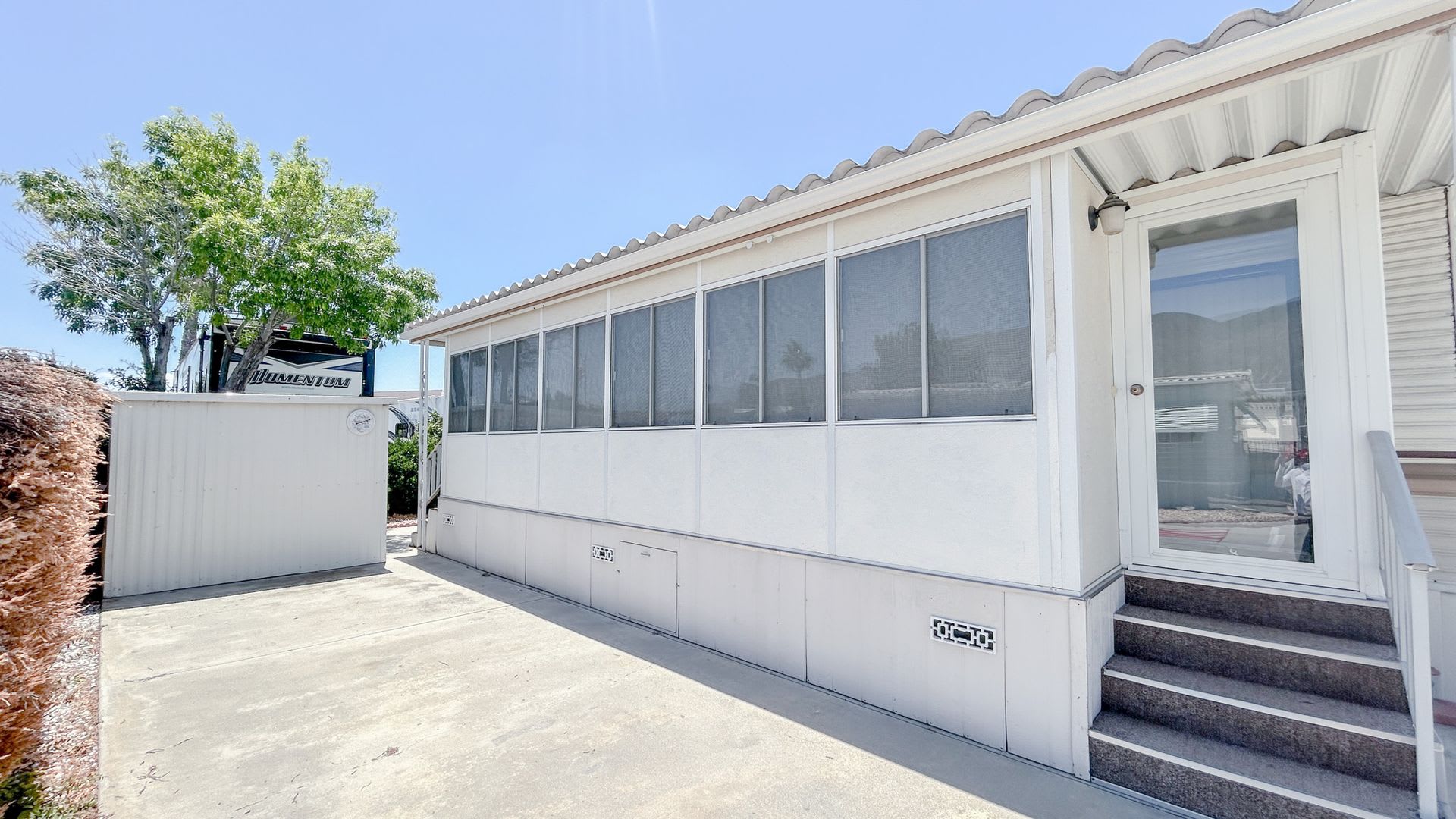 1389 Sierra Dr – photo 4