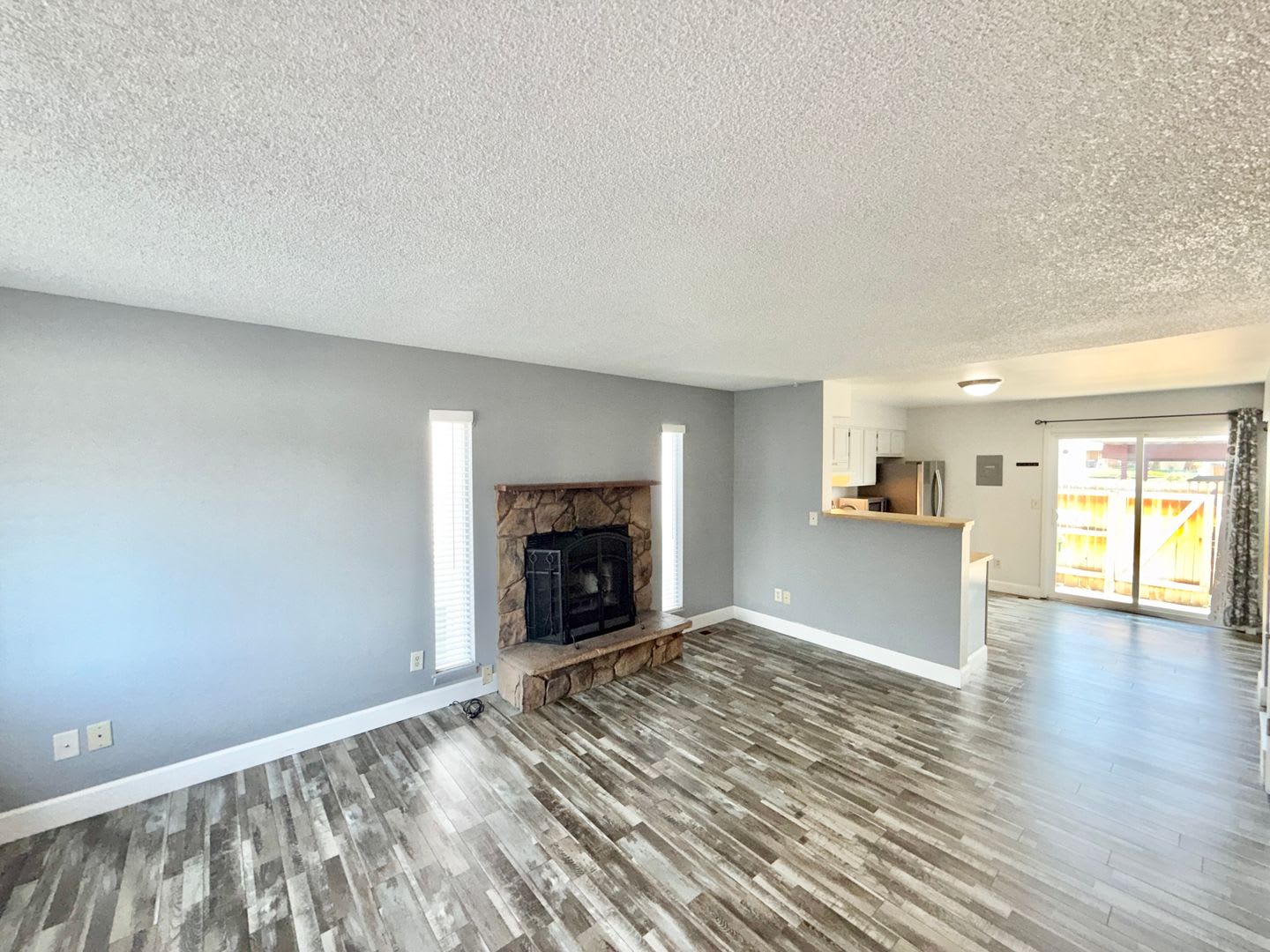 Charming 2 Bedroom Townhome in Briargate with so much new! – photo 4
