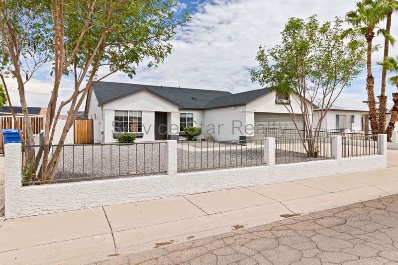 1408 E Carson Rd – photo 2