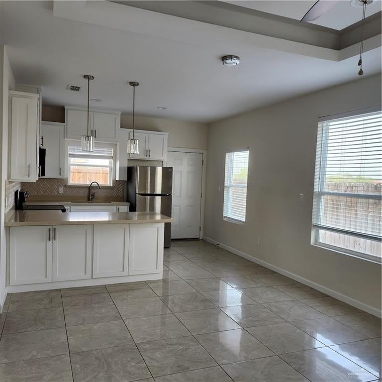 918 Clarence Avenue – photo 3