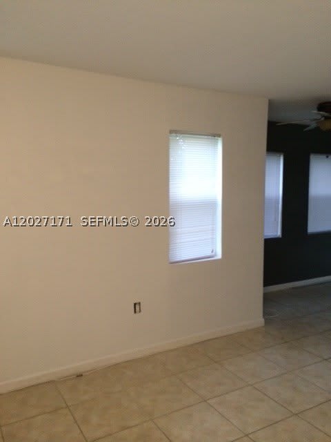 1702 N 28th Ave – photo 3