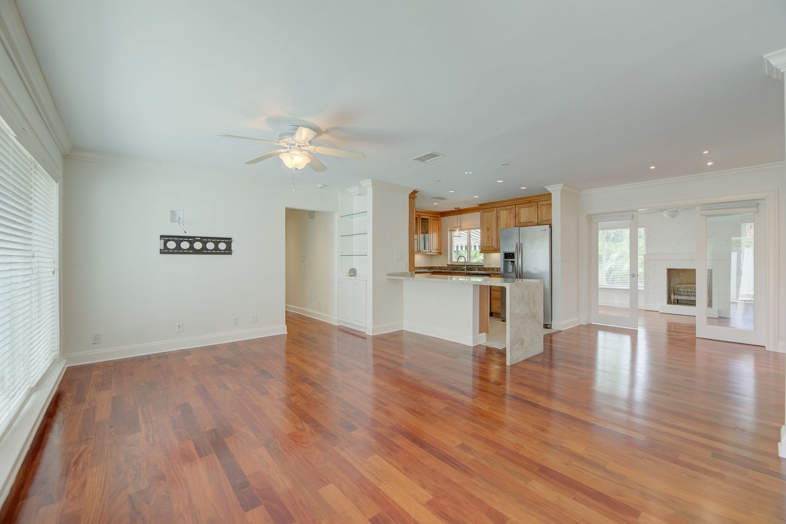 Magnificent Home In Wilton Manors Within Minutes From The Drive – photo 4