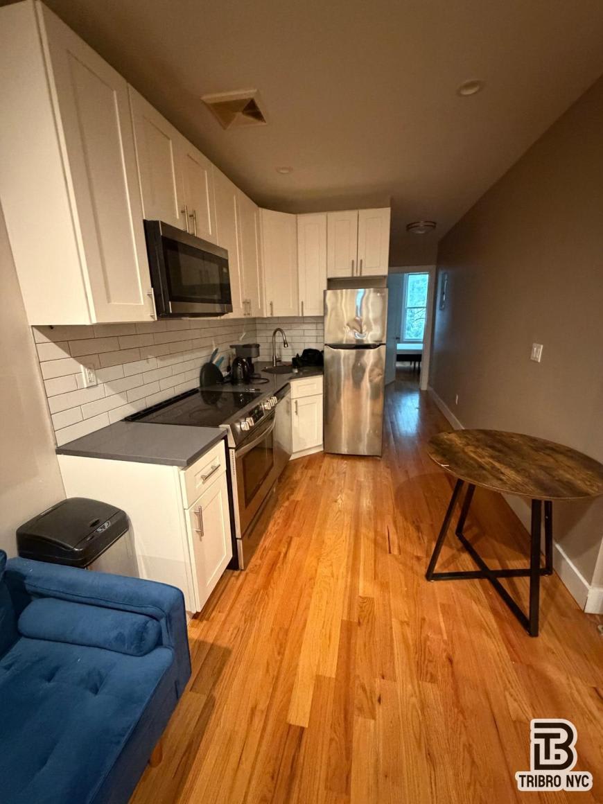 58-89 54th St – photo 1