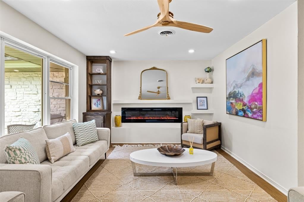 2737 Clermont Place – photo 5