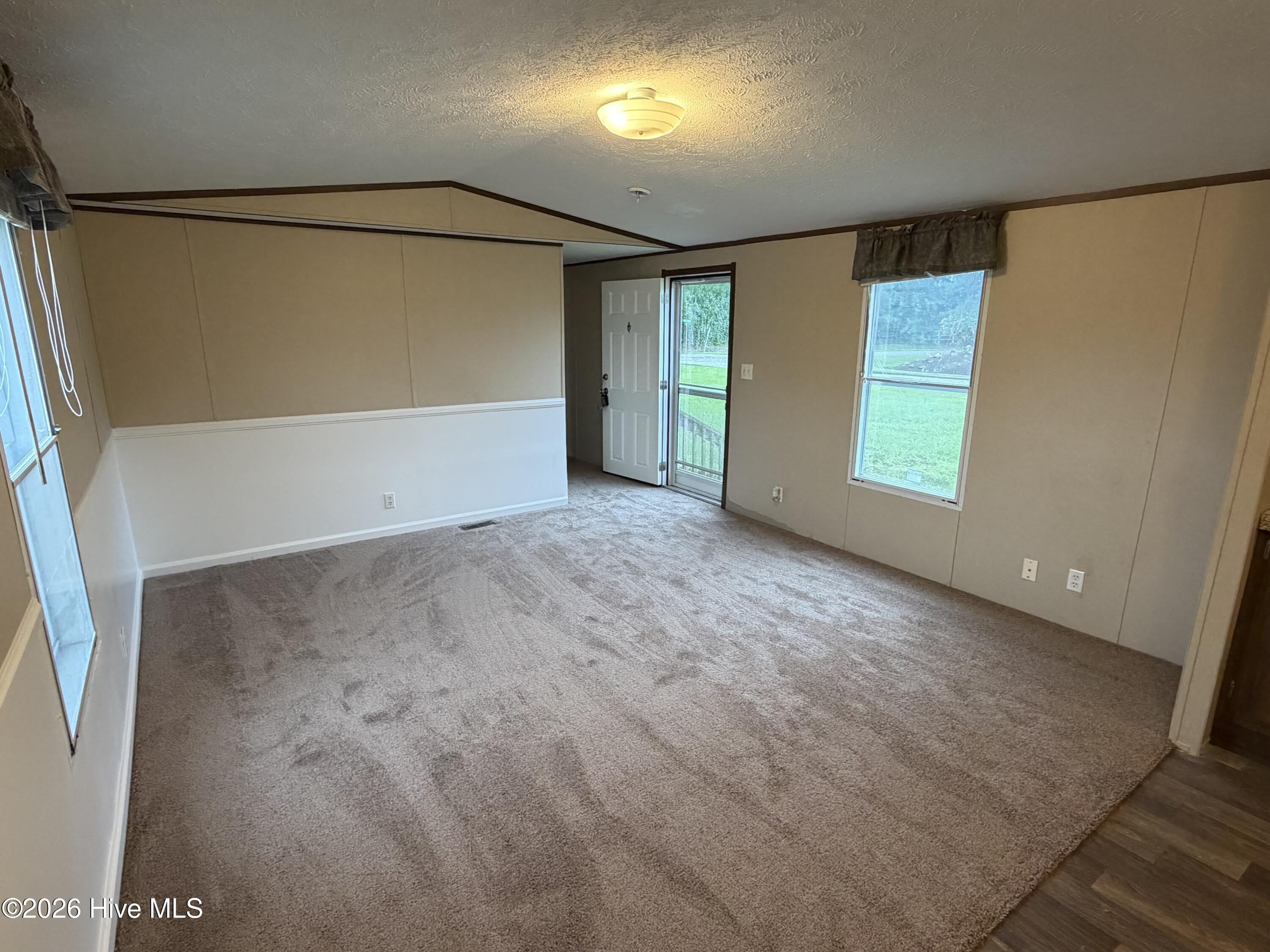 4506 Tammy Lane – photo 3