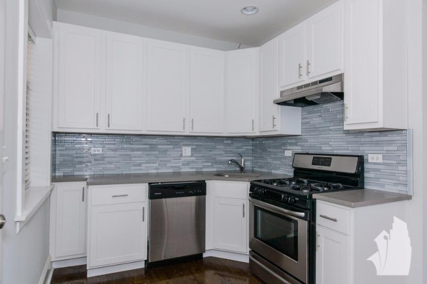 5160 N Leavitt – photo 4