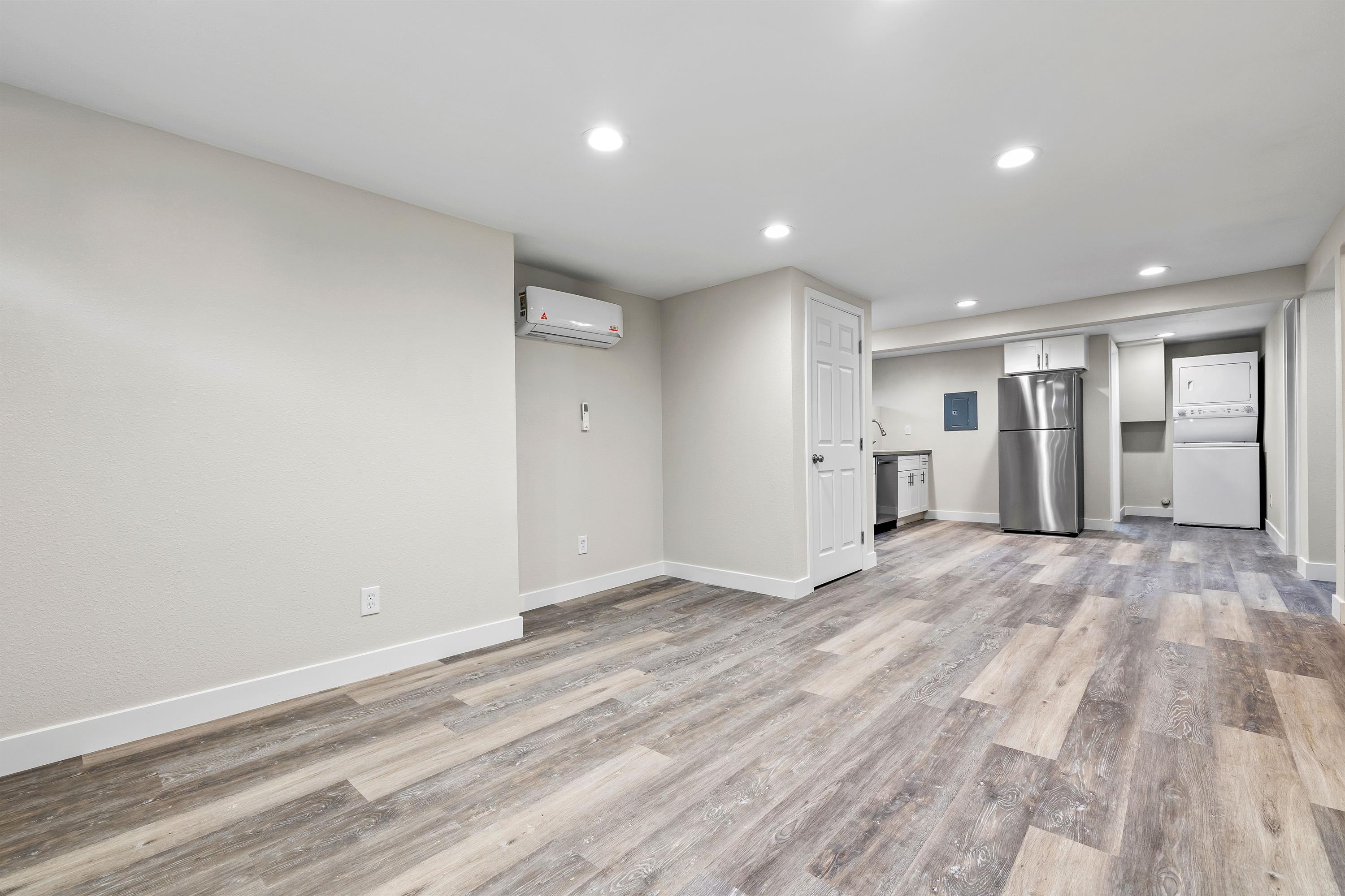 4204 51st Street – photo 2