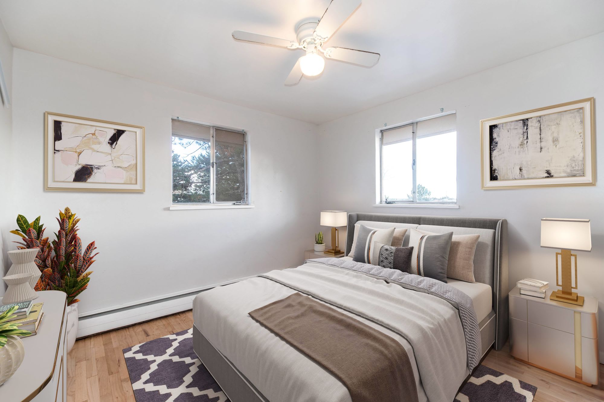 701 Oak Street – photo 2