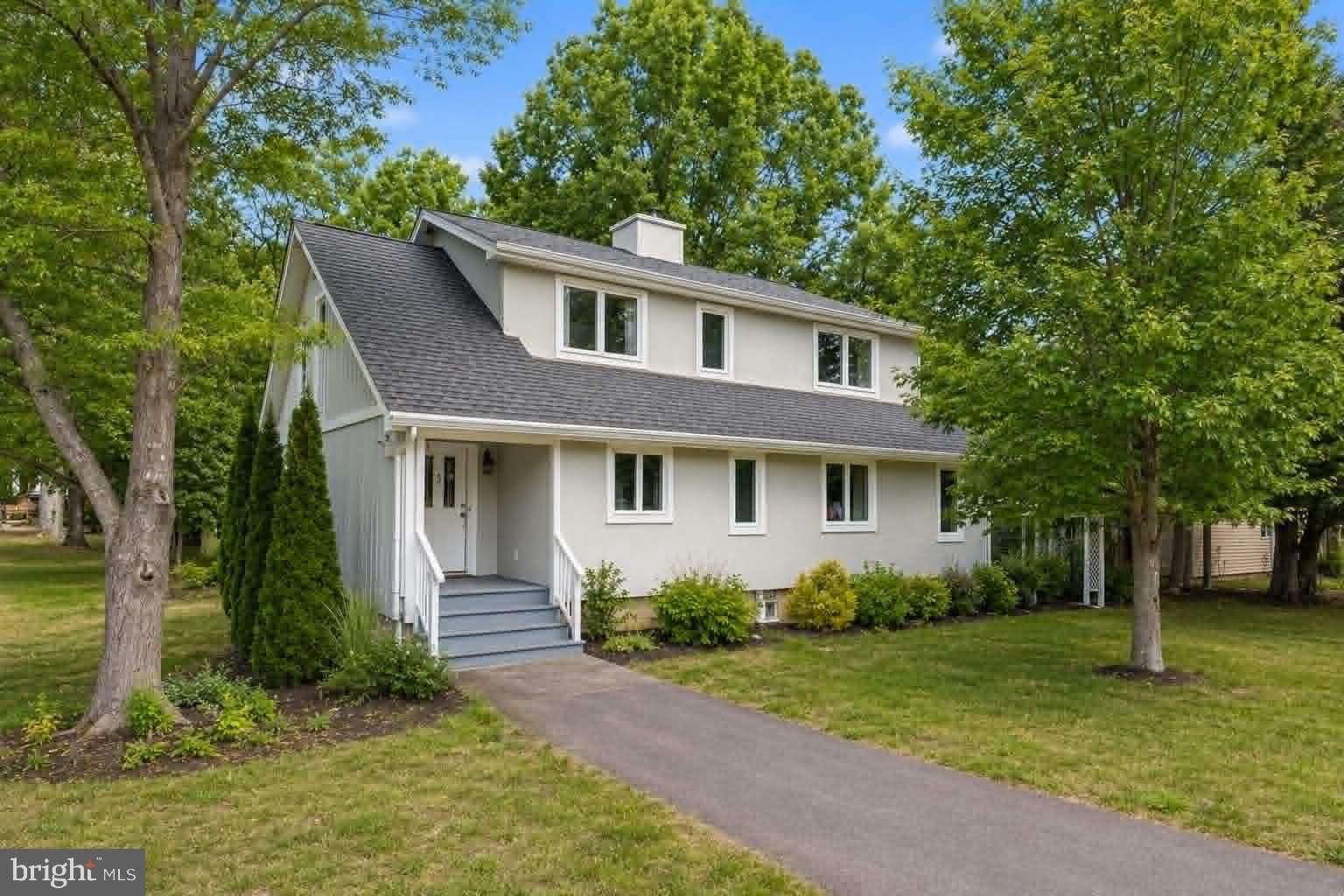 970 LAKE HERITAGE Drive – photo 2