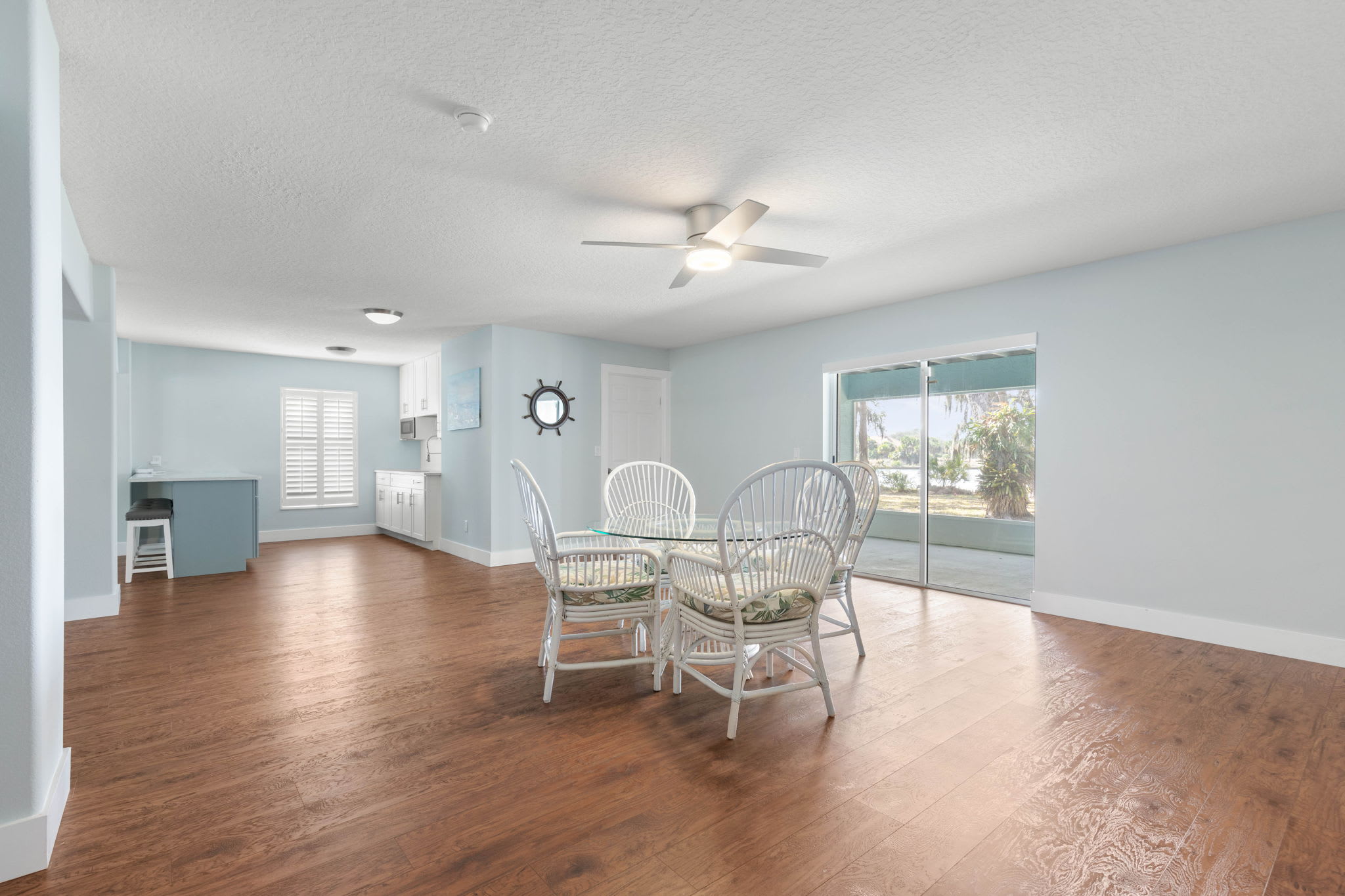 5594 North Oceanshore Boulevard – photo 5