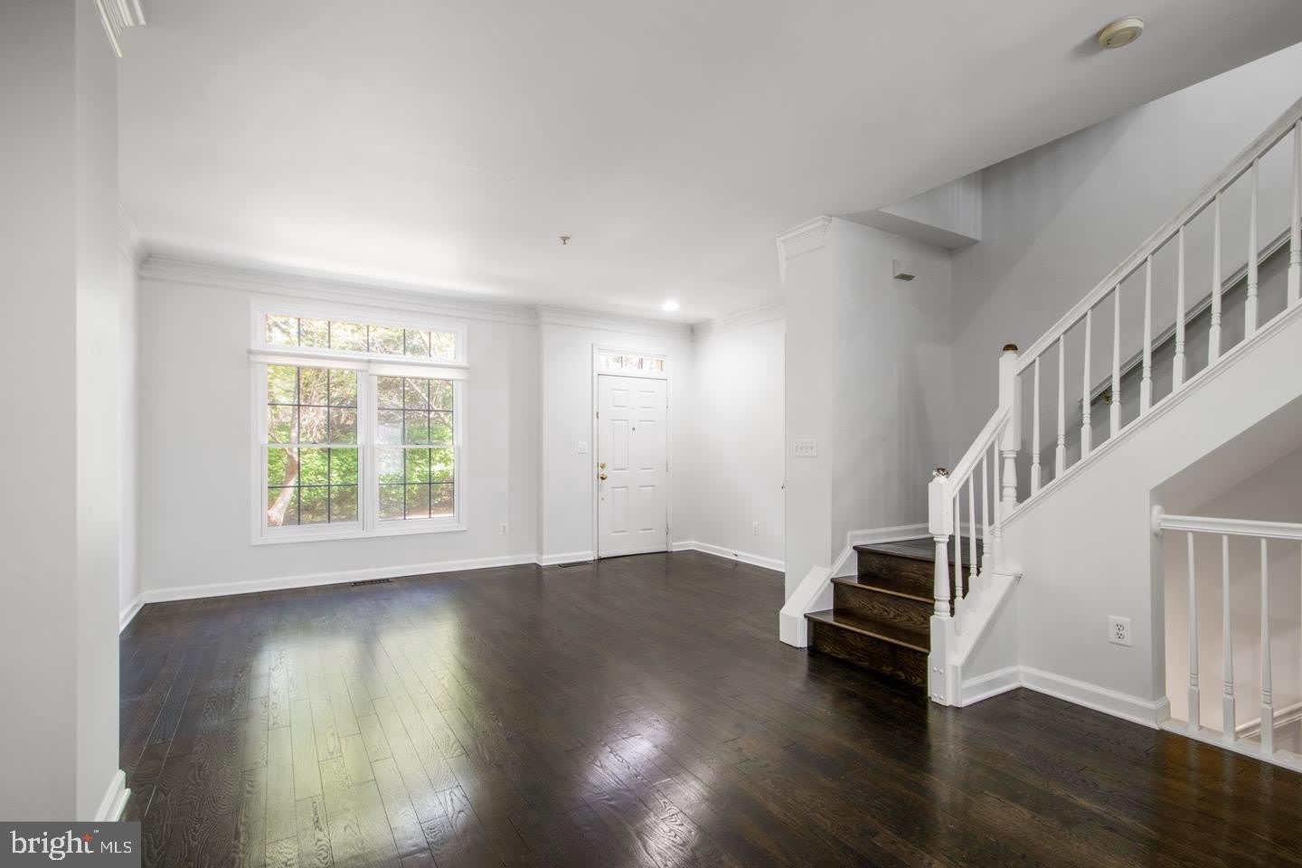8830 MANSION VIEW Court – photo 3