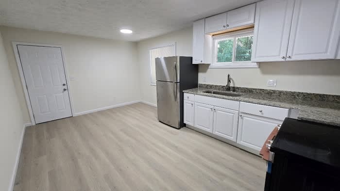 6186 Green Acres Drive Southwest – photo 4