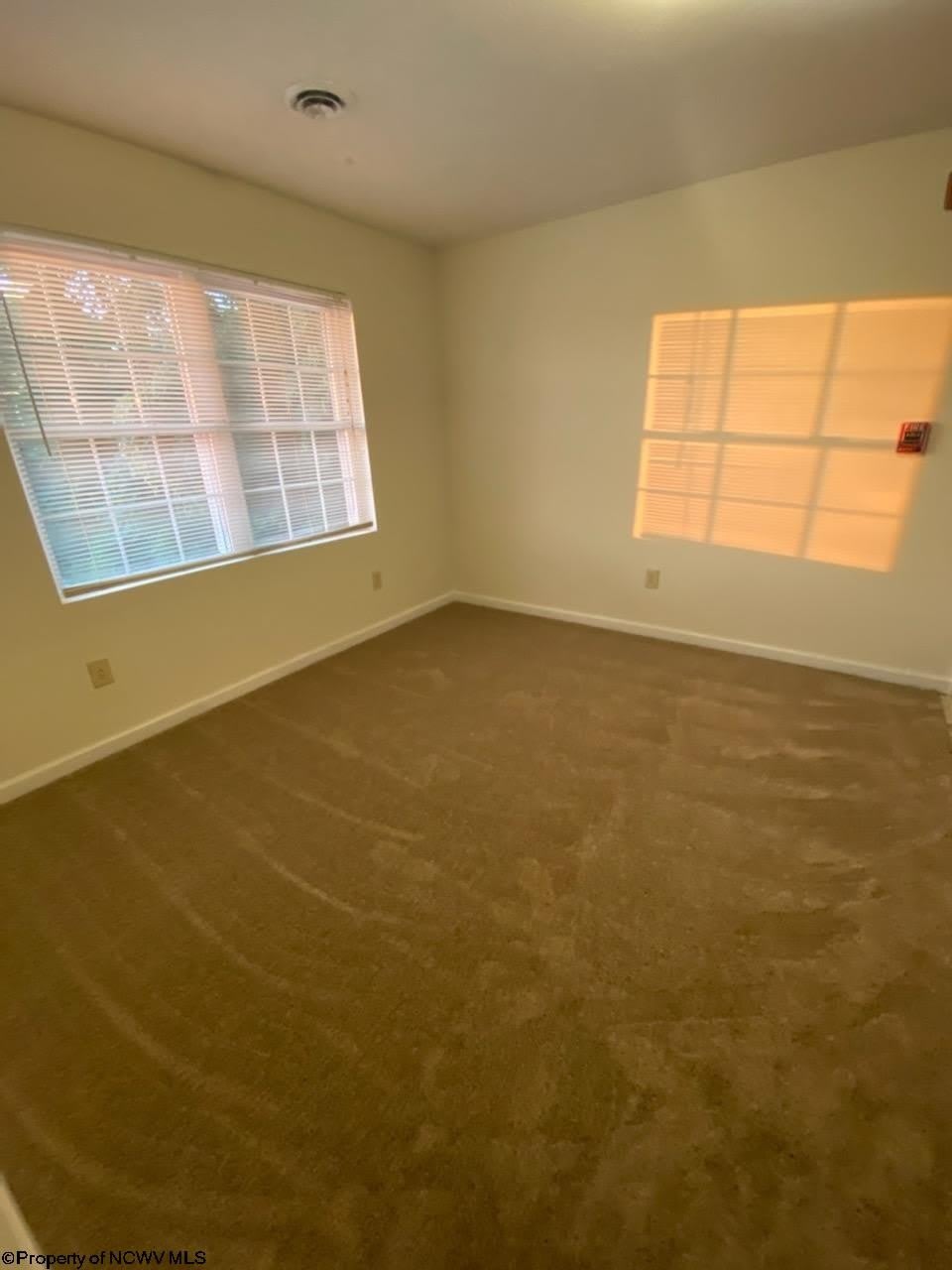 393 Dille Street – photo 2