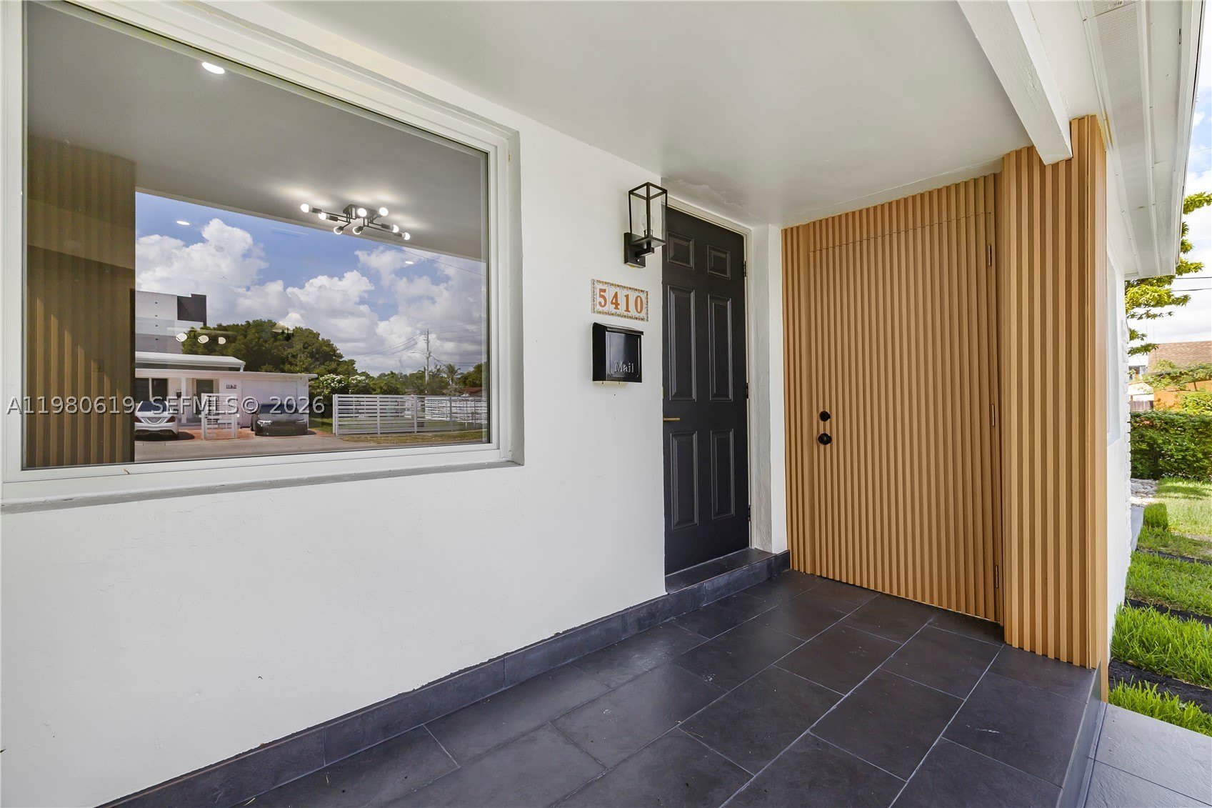 5410 SW 2nd – photo 4