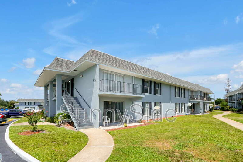 915 W. Oak Ridge Road – photo 2