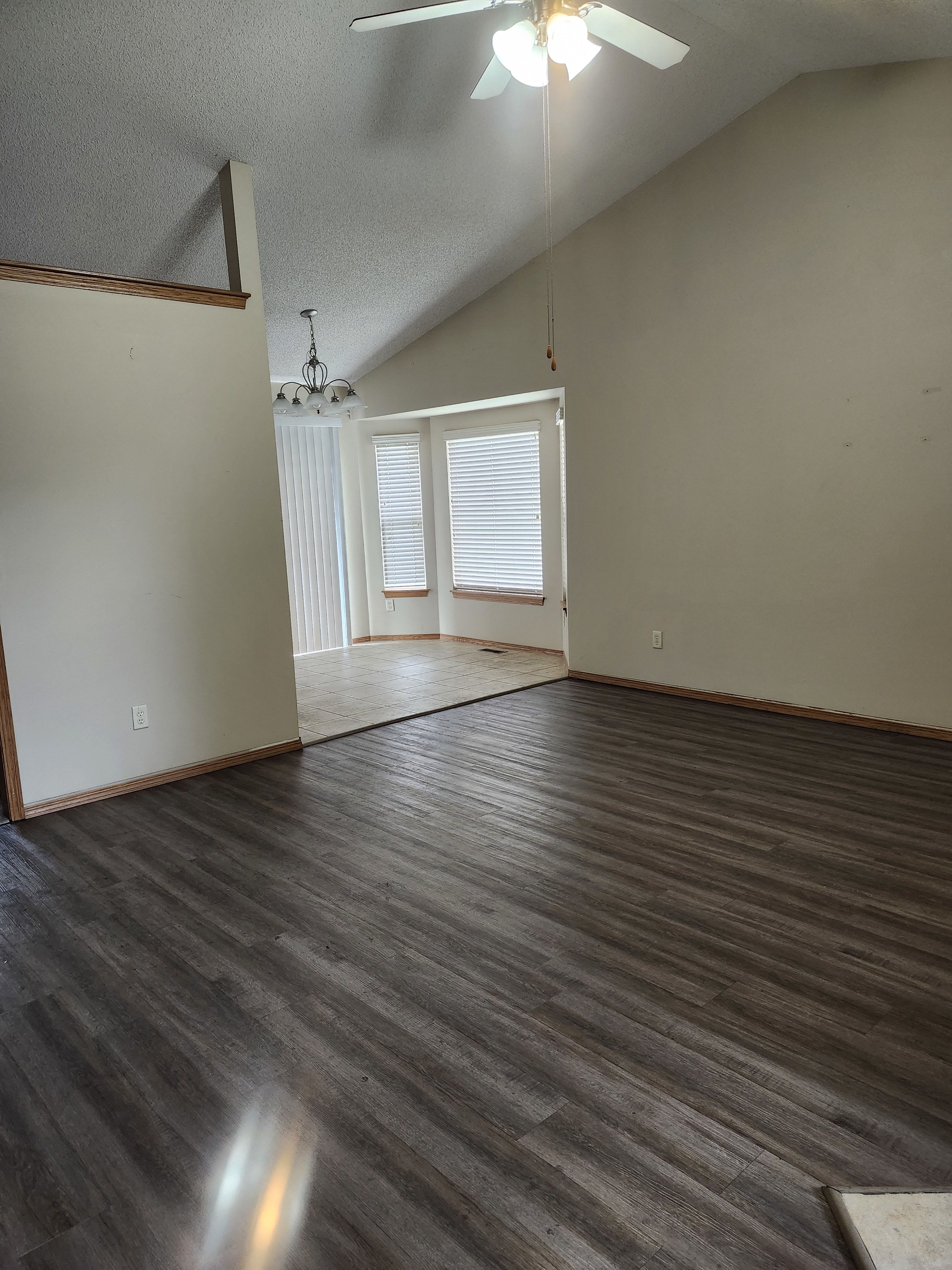 6204 E Ironhorse St – photo 2