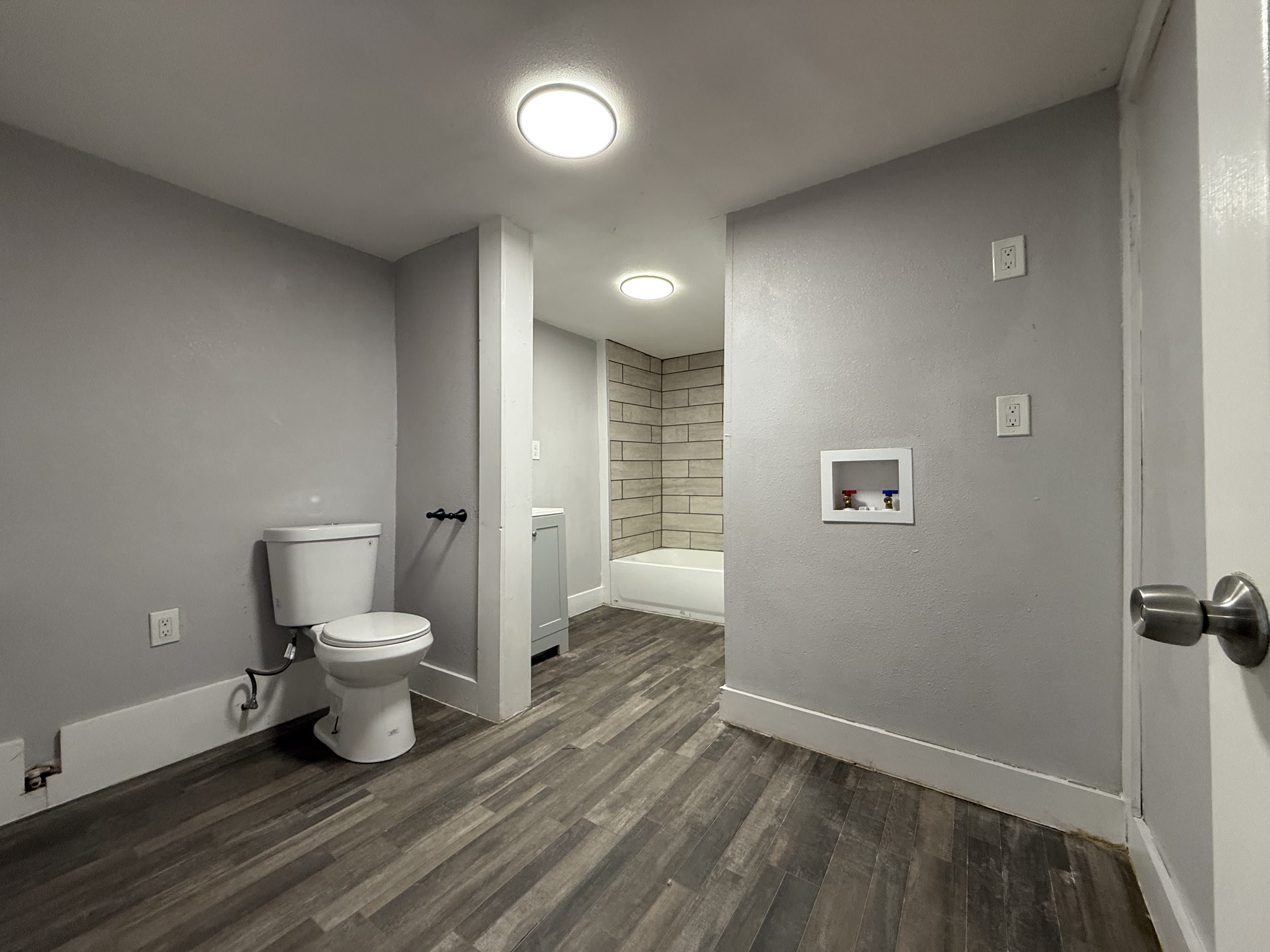 656 Riverside Dr – photo 5