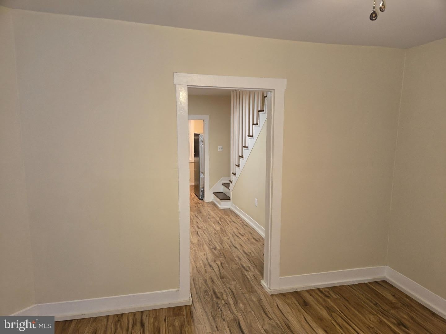 26 E PALL MALL ST – photo 5