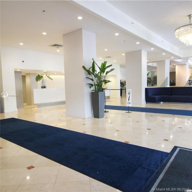 100 Lincoln Road – photo 4