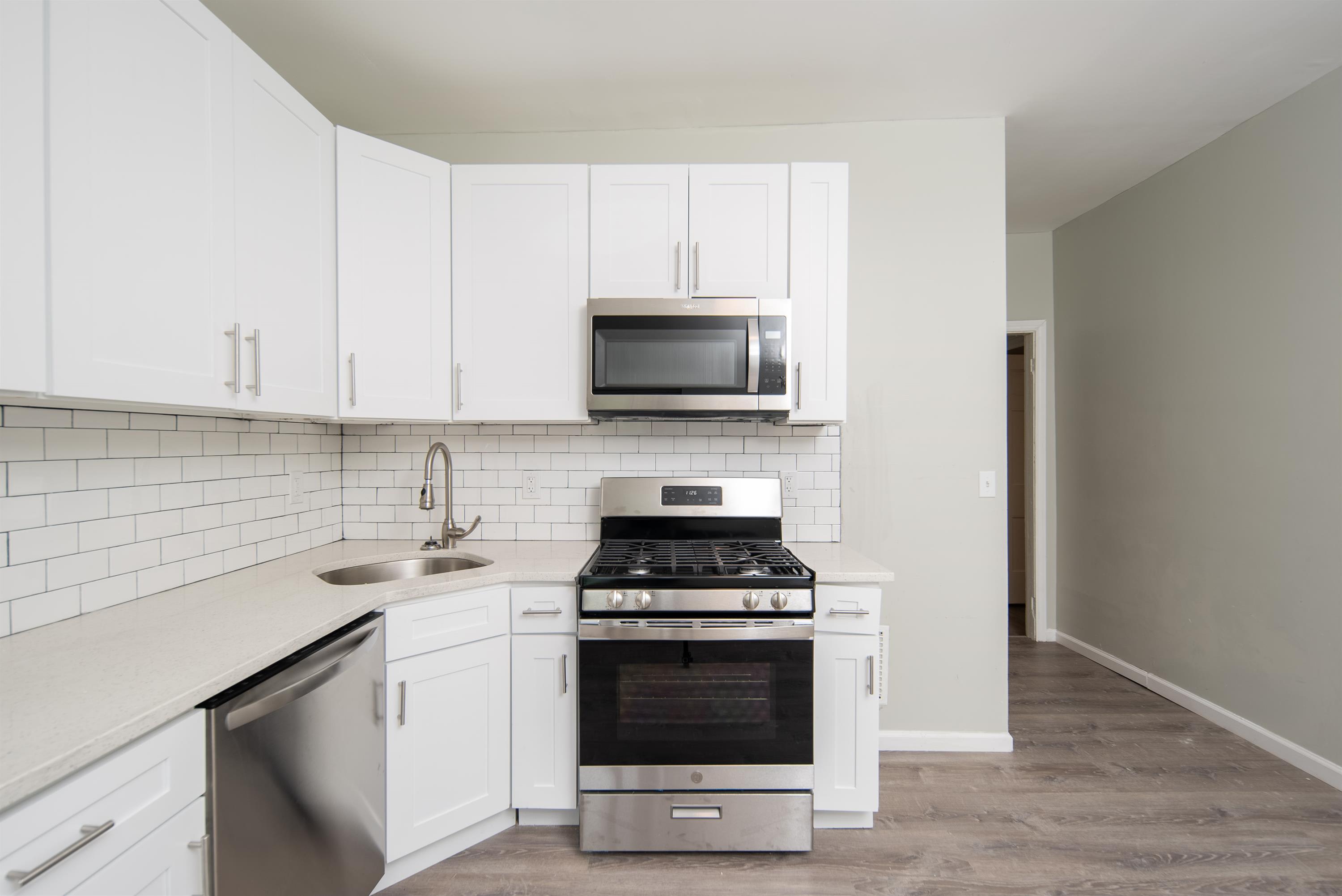 2326 15th St – photo 4
