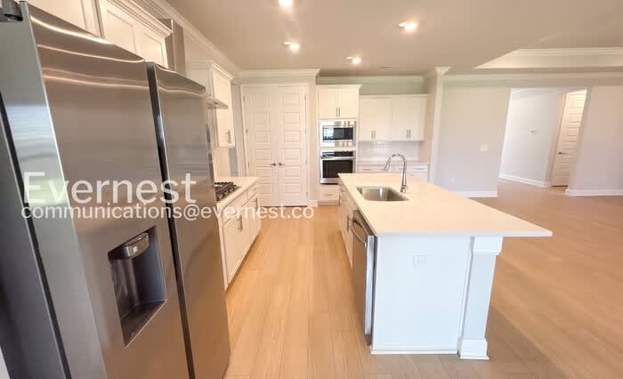 22651 Donahue Drive – photo 5