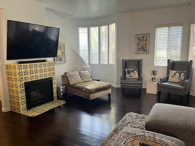 408 W Queen St – photo 4
