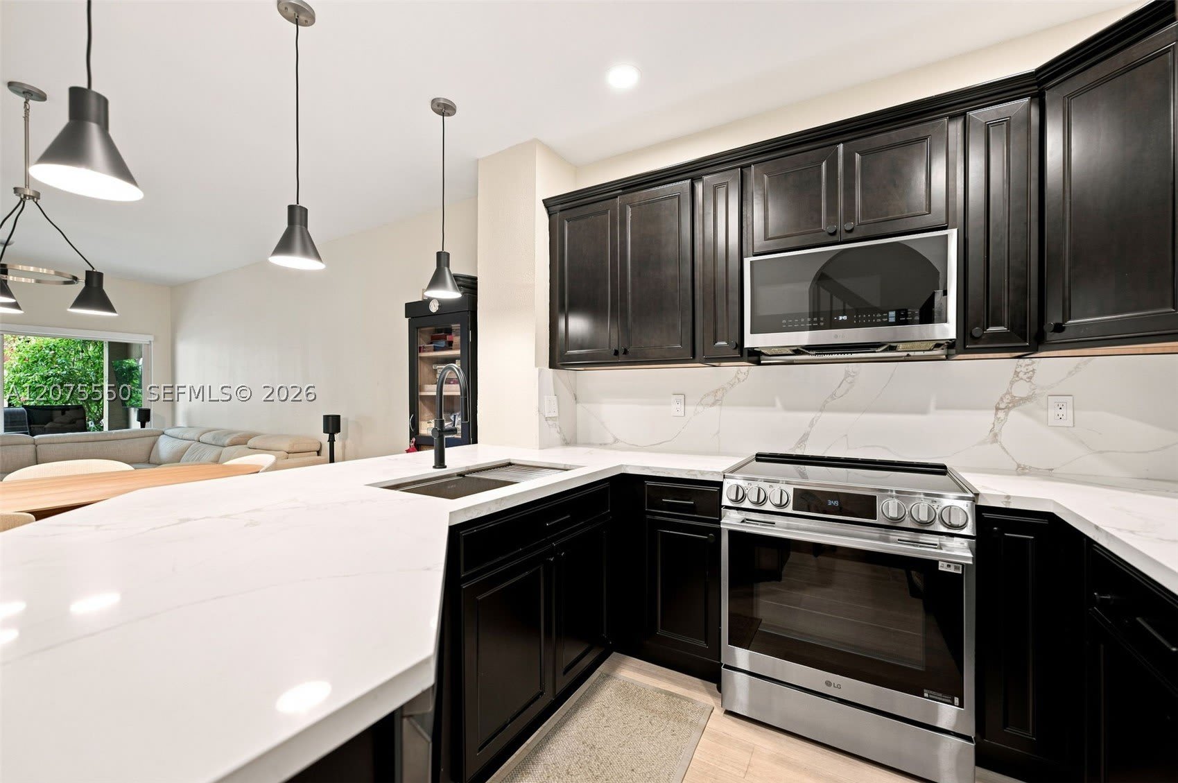 355 SW 121st Ave – photo 3