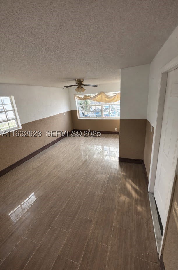 14405 NE 5th Ave – photo 5