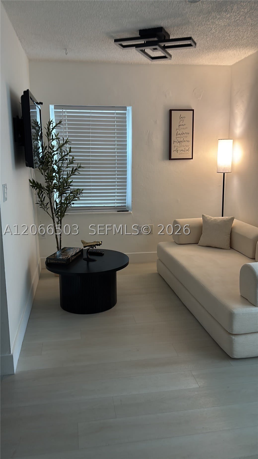 625 Sw 16Th Ave – photo 5