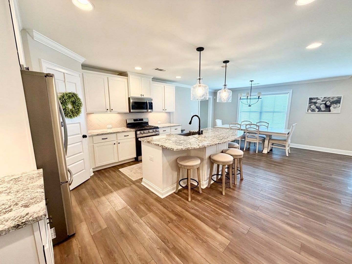 Beautiful 3/2 in Walters Branch – photo 4