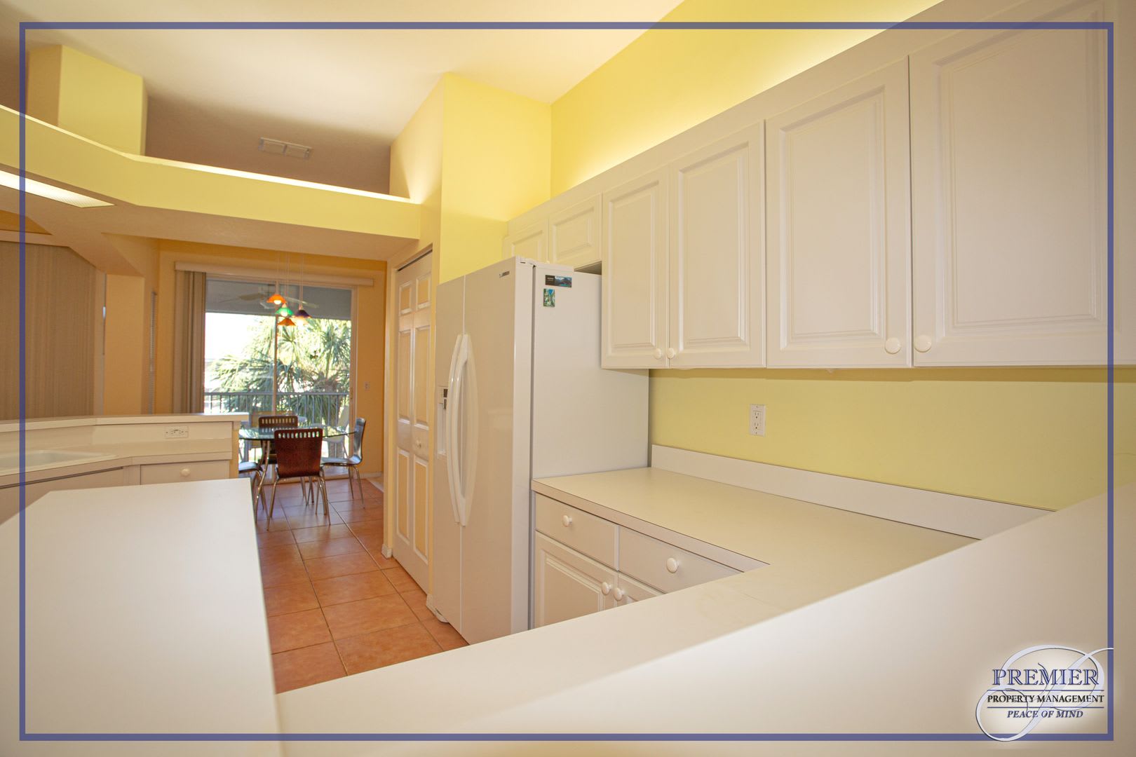 Furnished 3 Bed 2 Bath Villa W Garage North Naples Calusa Bay South Gated Lake View – photo 3