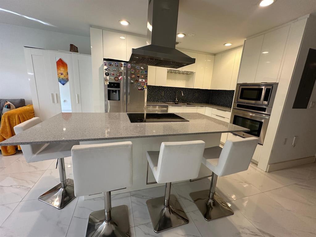 3052 Southwest 129th Terrace – photo 1
