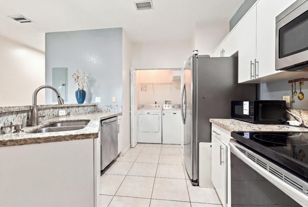 406 W SANTA CATALINA Circle – photo 4