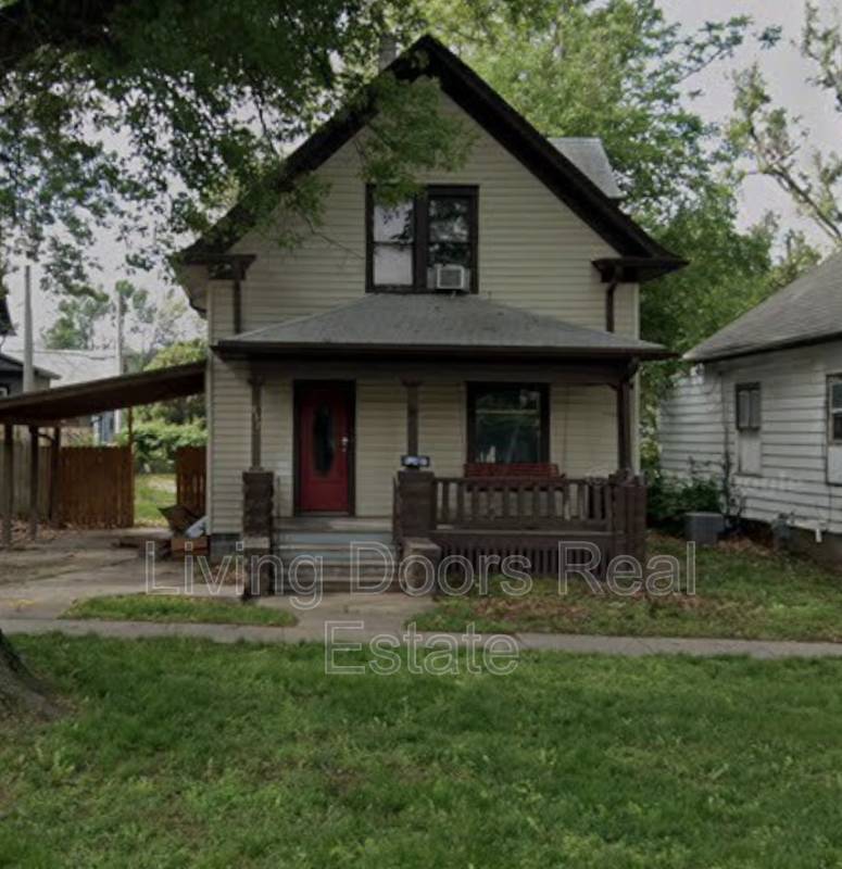 837 Peach St – photo 1