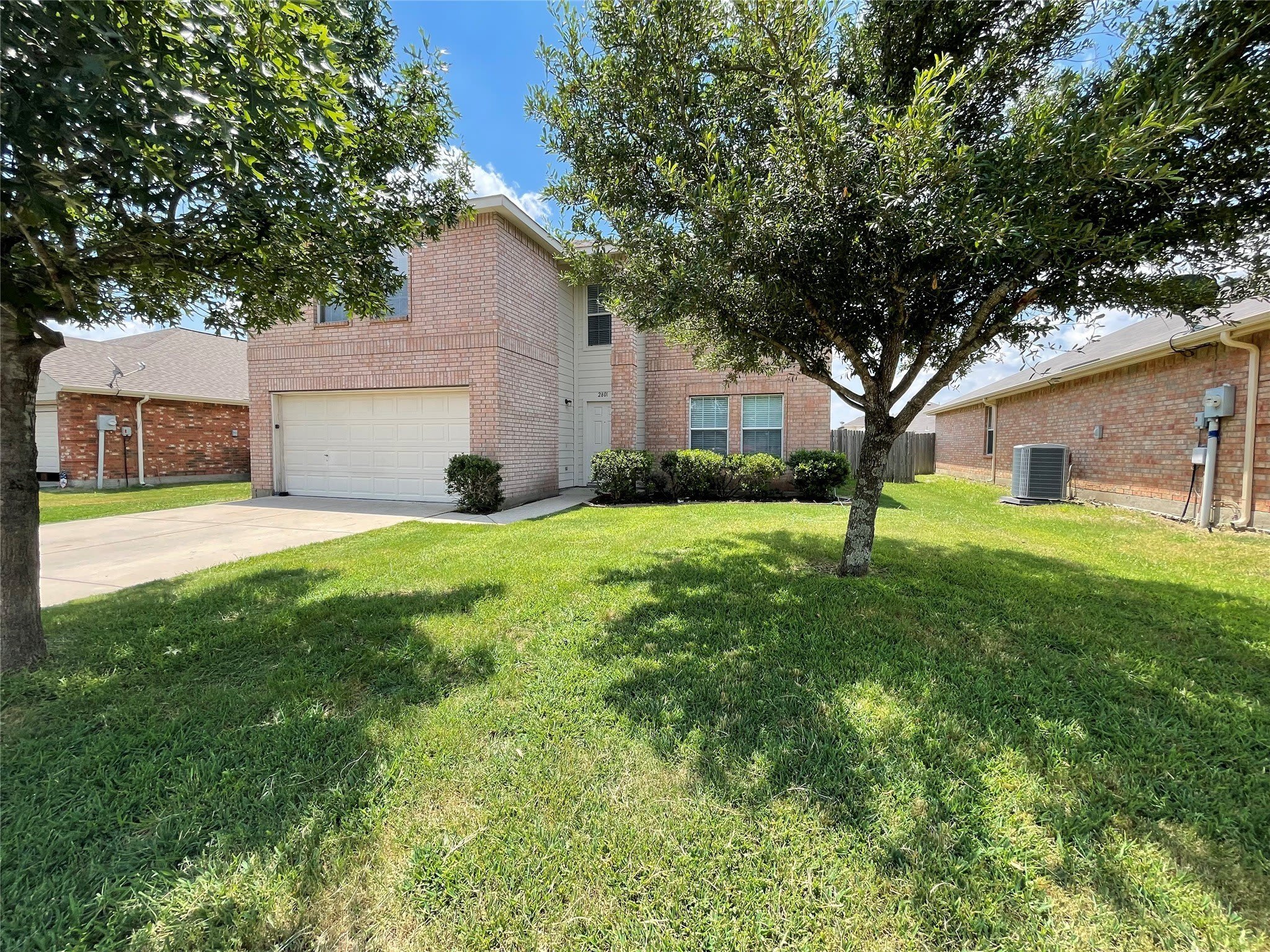 2801 Mockingbird Street – photo 3