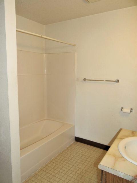 1117 17Th St West – photo 5