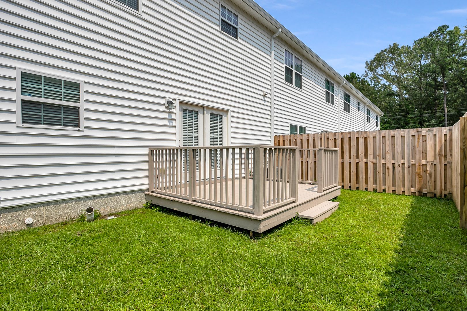 3 Bedroom 2 5 Bathroom 1488 Sf Townhome In Cypress Point Richmond Hill – photo 3